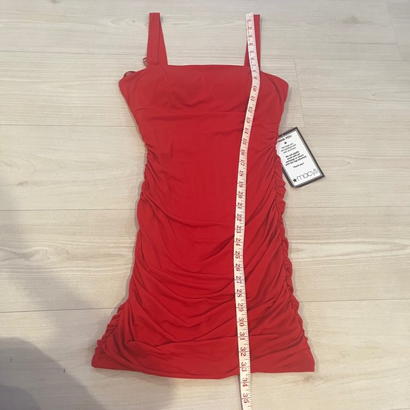 🆕City Studio Sexy Red Square Neck Ruched Bodycon Mini Cocktail Dress Women Sz L - Picture 4 of 7